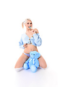 Christy White Babys Blue Bear Bare istripper model