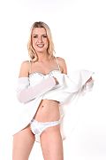 Adriana Sweetblonde Dein Nachtisch istripper model